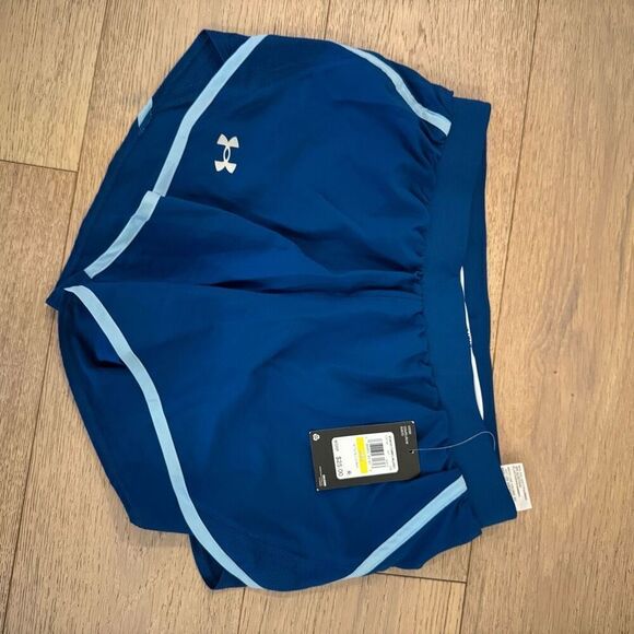 Under Armour medium blue shorts m1 - Picture 3 of 5